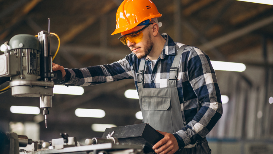 76 Male Worker At A Factory